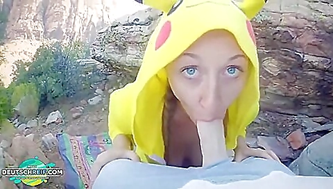 Big booty slut in a big cock gets on the top of him