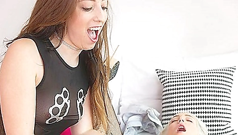 Fuck Us Hard And Fuck Us Good! - Venom Evil And Liz Rainbow