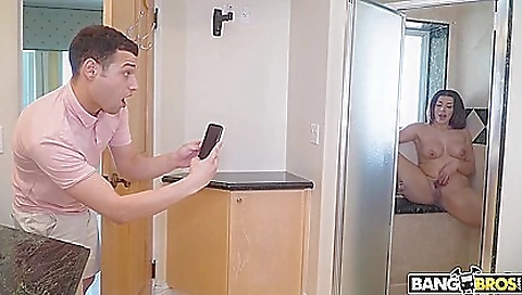 Hottie with a big ass and a nice ass is going in the shower