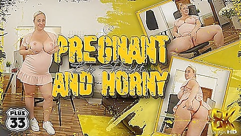 Mature lady in vr makes herself cum in the VR scene