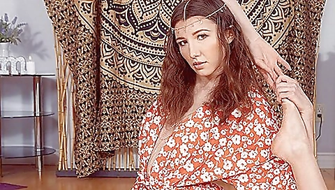 Sexy girl in a hardcore sex video with a vr headset