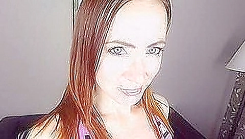 Hot solo casting from a sexy pornstar on a vr headset