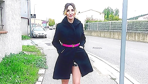 Beautiful teen 18+ giving a handjob and getting in the face