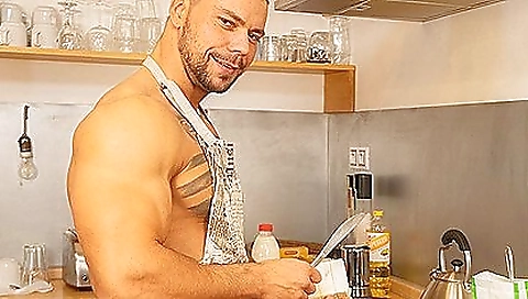 Sexy babe gets fucked by the guy in a vr porn video