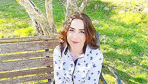 Horny blonde lady deepthroats two bitches in the video